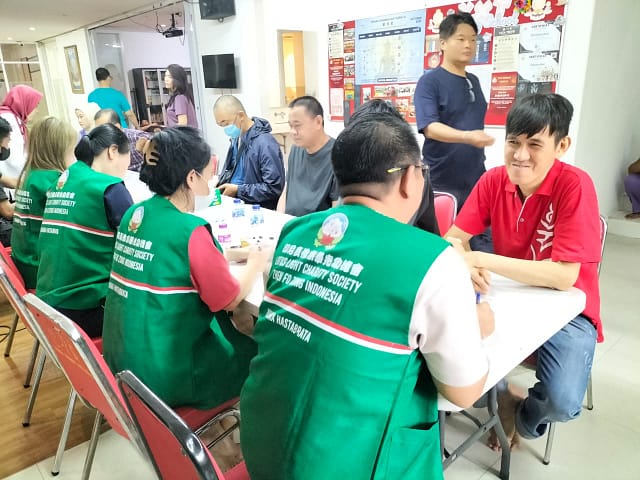 LLCS Vihara Dharma Hastabrata (印尼華光功德會圓信堂) bersama Palang Merah Indonesia adakan kegiatan rutin donor darah di Vihara Dharma Hastabrata LLCS Vihara Dharma Hastabrata (印尼華光功德會圓信堂) bersama Palang Merah Indonesia adakan kegiatan rutin donor darah di Vihara Dharma Hastabrata