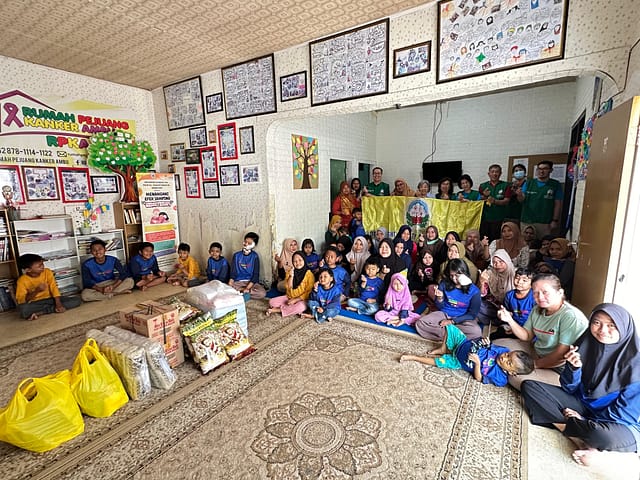 LLCS Cetya Vajra Bumi Parahyangan 普曜同修会 salurkan paket sembako ke Yayasan Rumah Pejuang Kanker Ambu, Bandung LLCS Cetya Vajra Bumi Parahyangan 普曜同修会 salurkan paket sembako ke Yayasan Rumah Pejuang Kanker Ambu, Bandung