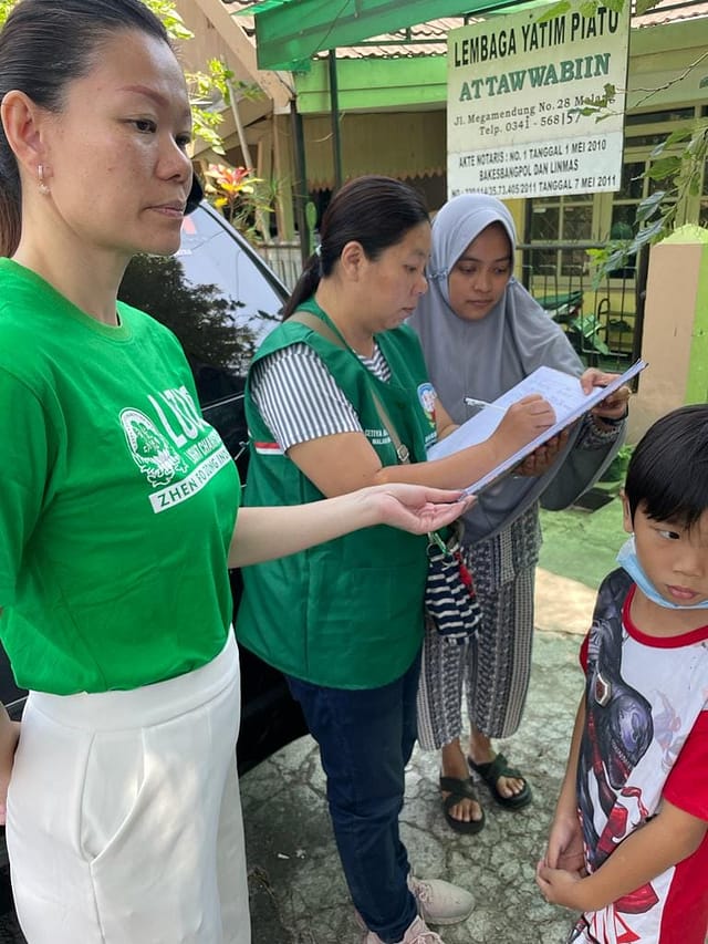 LLCS Cetya Vajra Avalokitesvara Malang, Jawa Timur – mengadakan bakti sosial LLCS Cetya Vajra Avalokitesvara Malang, Jawa Timur – mengadakan bakti sosial