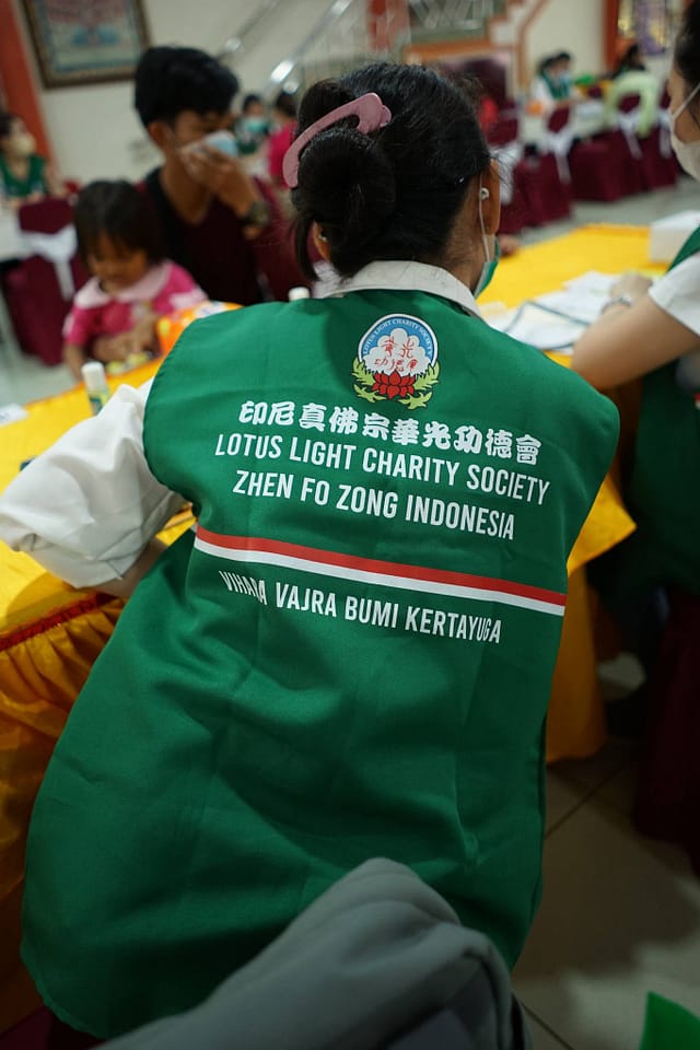 LLCS Vihara Vajra Bumi Kertayuga 真德雷藏寺, Kubu Raya, Kalimantan Barat adakan baksos pengobatan 1000 pasien LLCS Vihara Vajra Bumi Kertayuga 真德雷藏寺, Kubu Raya, Kalimantan Barat adakan baksos pengobatan 1000 pasien